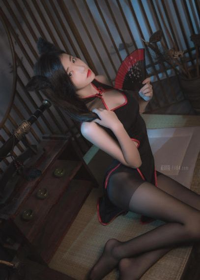 亚洲另类伦春色综合小_影视大全在线观看