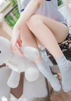 玩弄丝袜高跟老师麻麻_高清版日韩电影在线